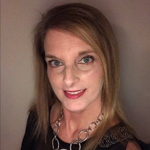 Meet your Posher, Rita